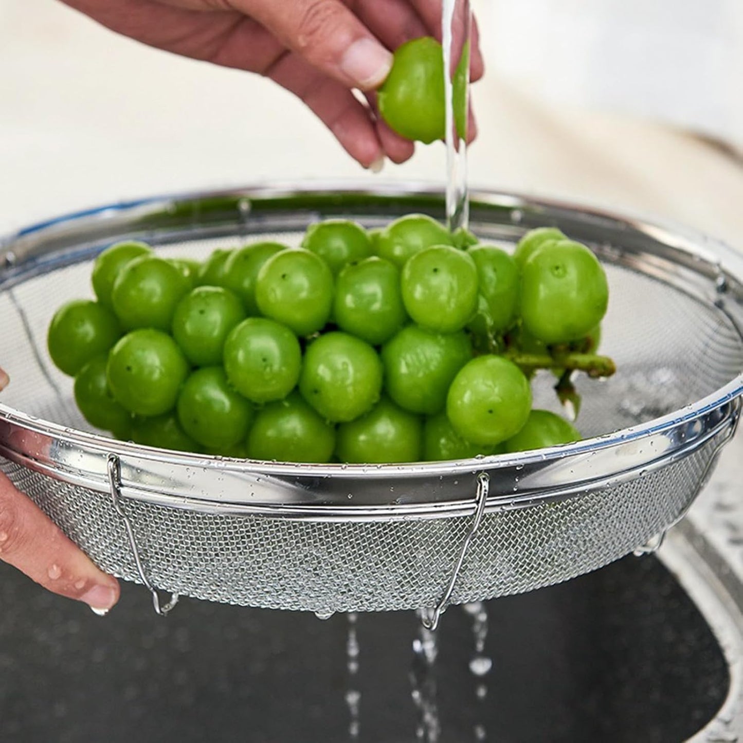 Fine Mesh Strainer for Kitchen, Stainless Steel Colander Bowl for Pasta, Rice, Fruit,