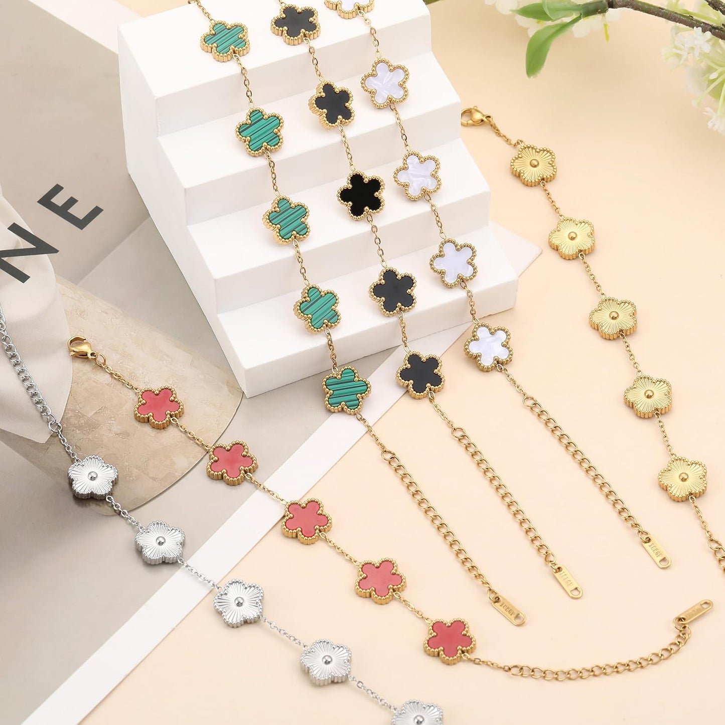 Four Leaf Clover Bracelet for Women 18K Gold Plated Stainless Steel Lucky 4 Leaf Gold Link Bracelet Jewelry Gift for Women