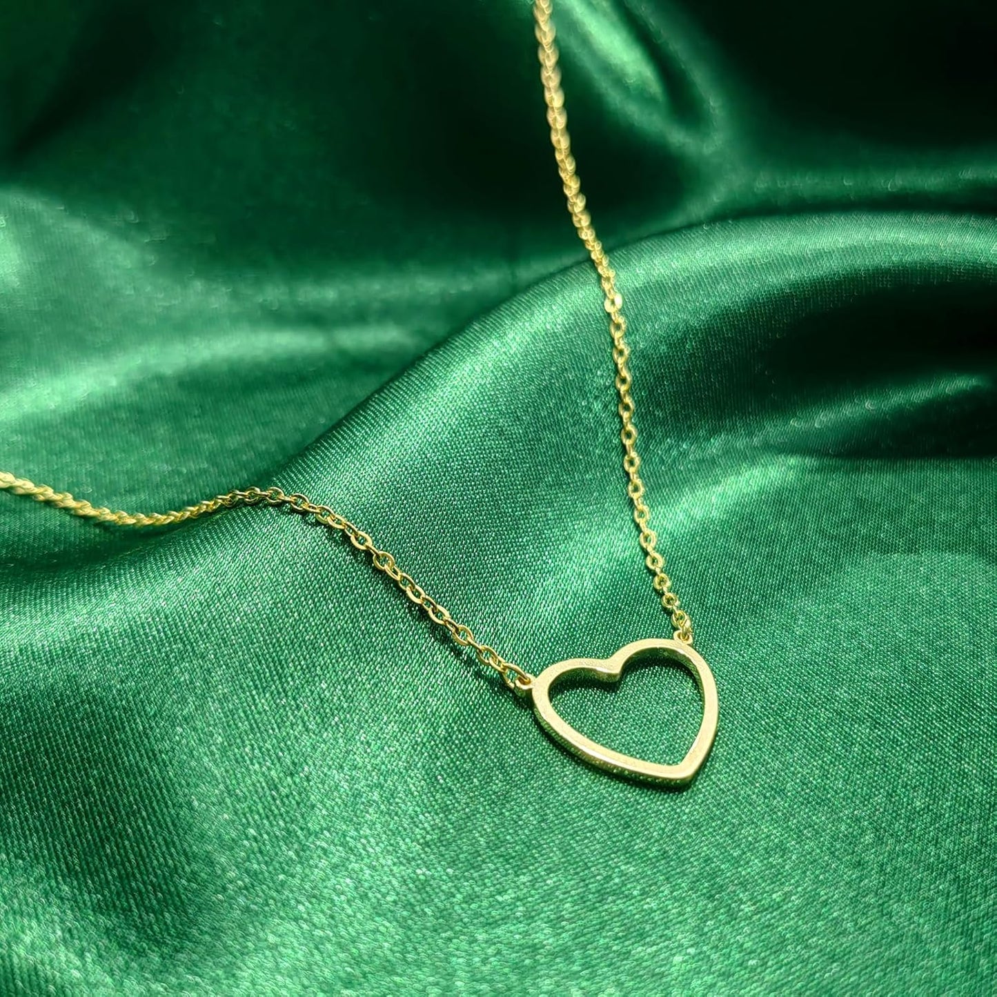Heart Necklace: 18K Gold/Silver Plated Tiny Pendant, Dainty Valentine's Gift For Women & Teens