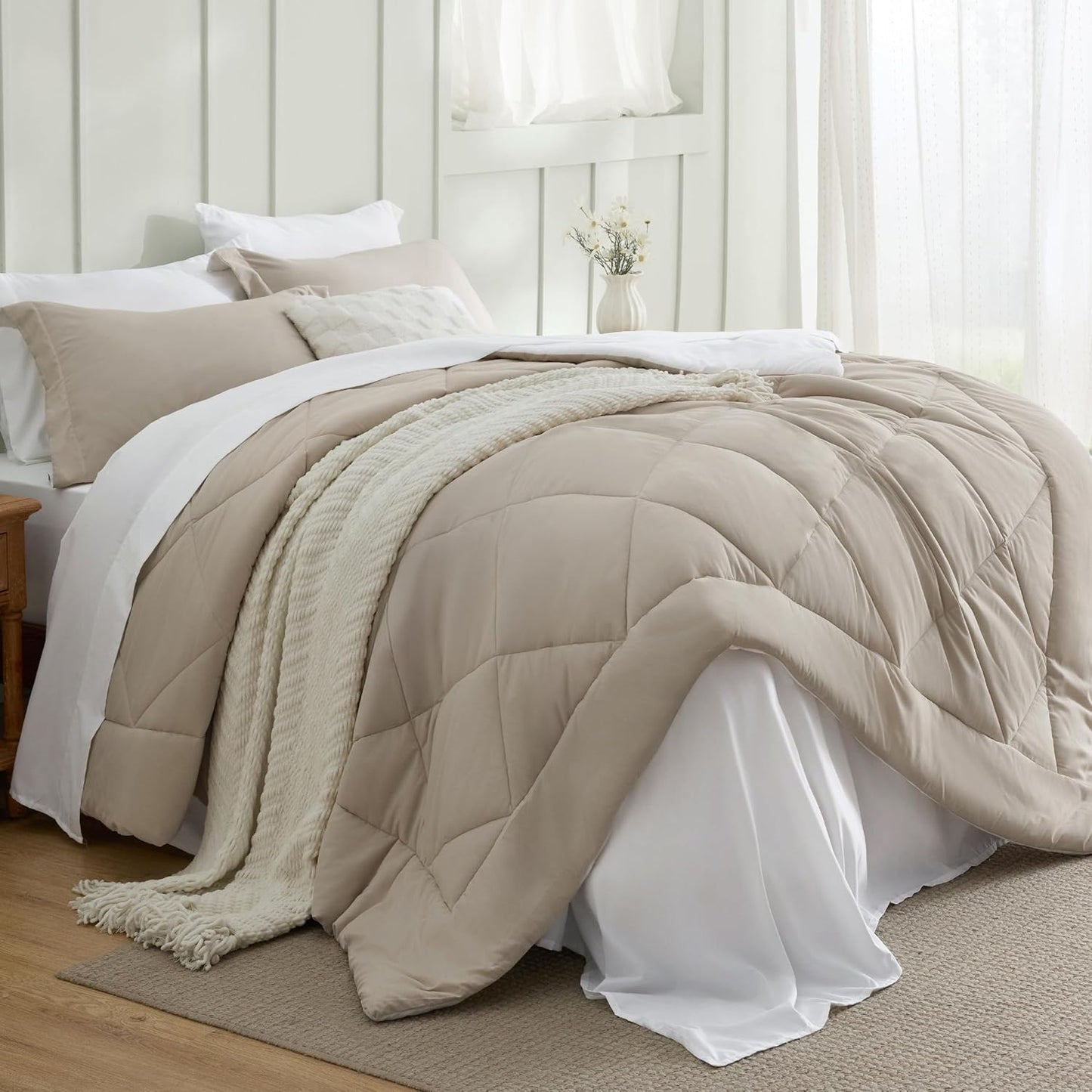 Queen Comforter Set - 7 count Reversible Grey Bedding, Queen Size Bed Set for All Seasonsz