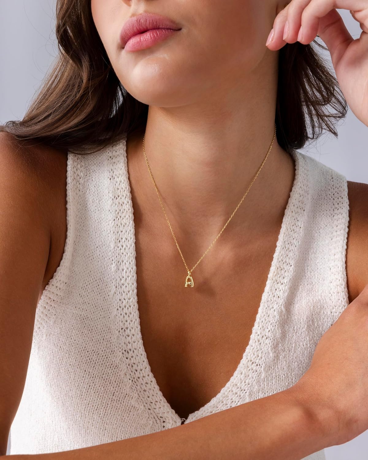Personalized 14K Gold Initial Necklace - Chunky Bubble Letter Pendant