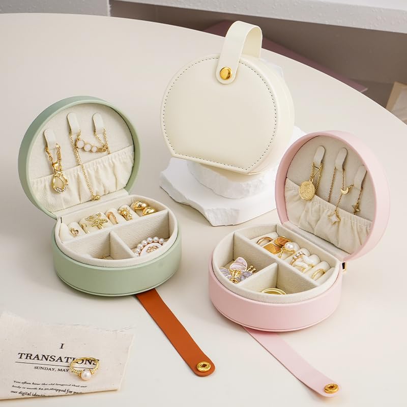 Small Travel Jewelry Case, Portable Jewelry Organizer Box for Necklace Rings Earrings