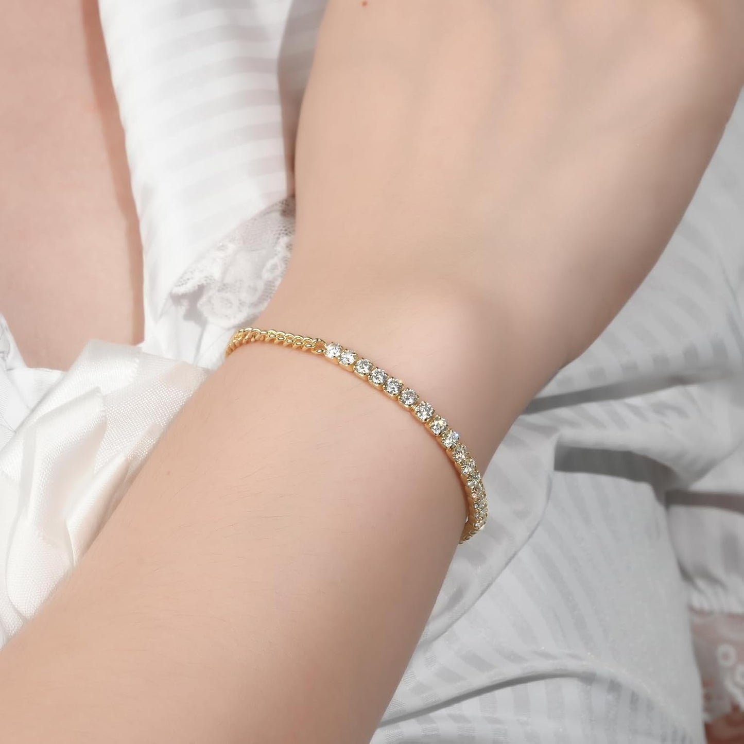 Moissanite Tennis Bracelet 2.2cttw D Color D Color VVS1 925 Sterling Silver Adjustable Cuban Link Bracelet for Women or Men