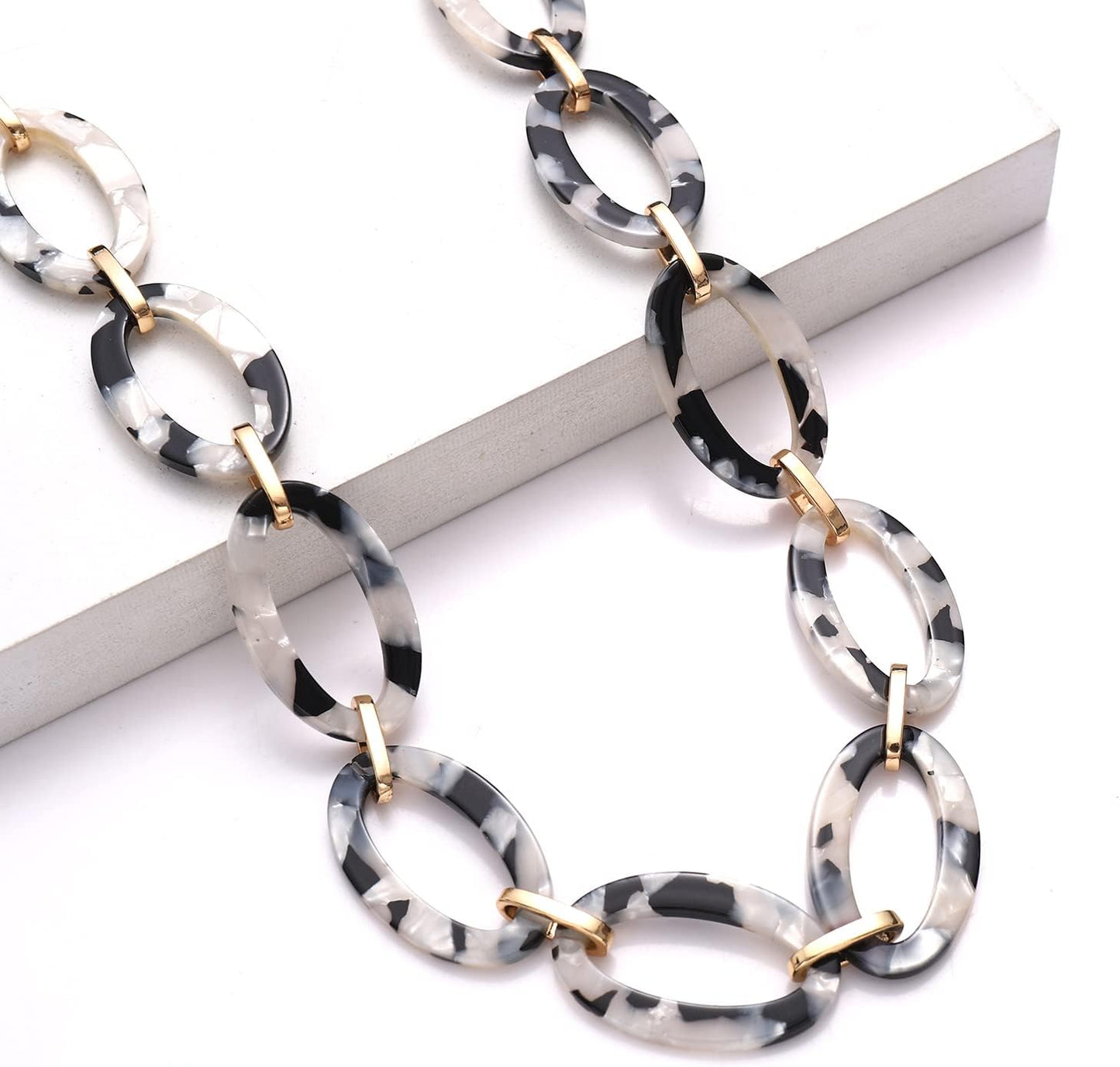 Women: Leopard & Tortoise Print Acetate Collar Necklace with Metal Oval Resin Chain
