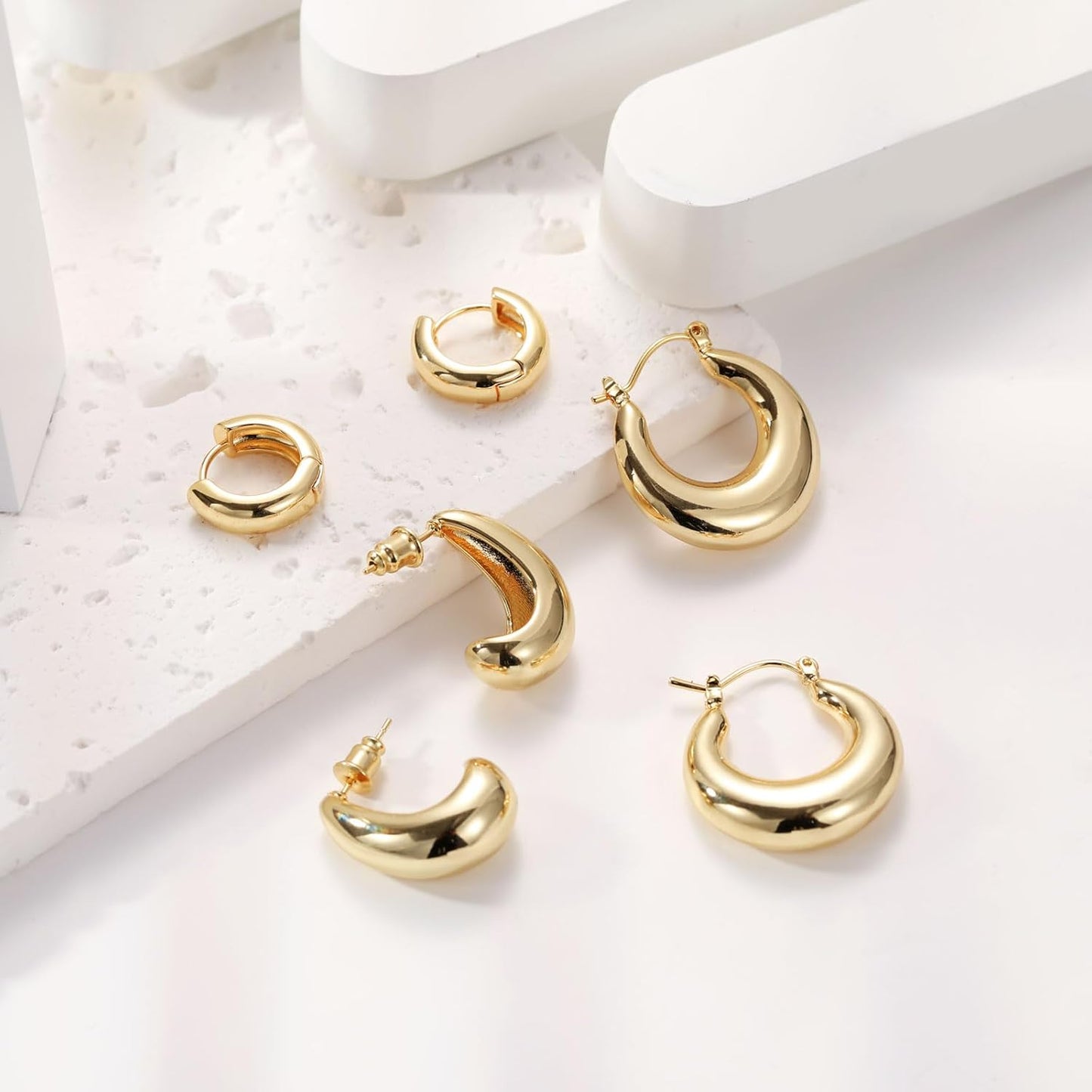 Gold Chunky Hoop Earrings Set for Women, 14K Gold Plated Twisted Huggie Hoop Earring Thick Open Lightweight Chunky Hoop