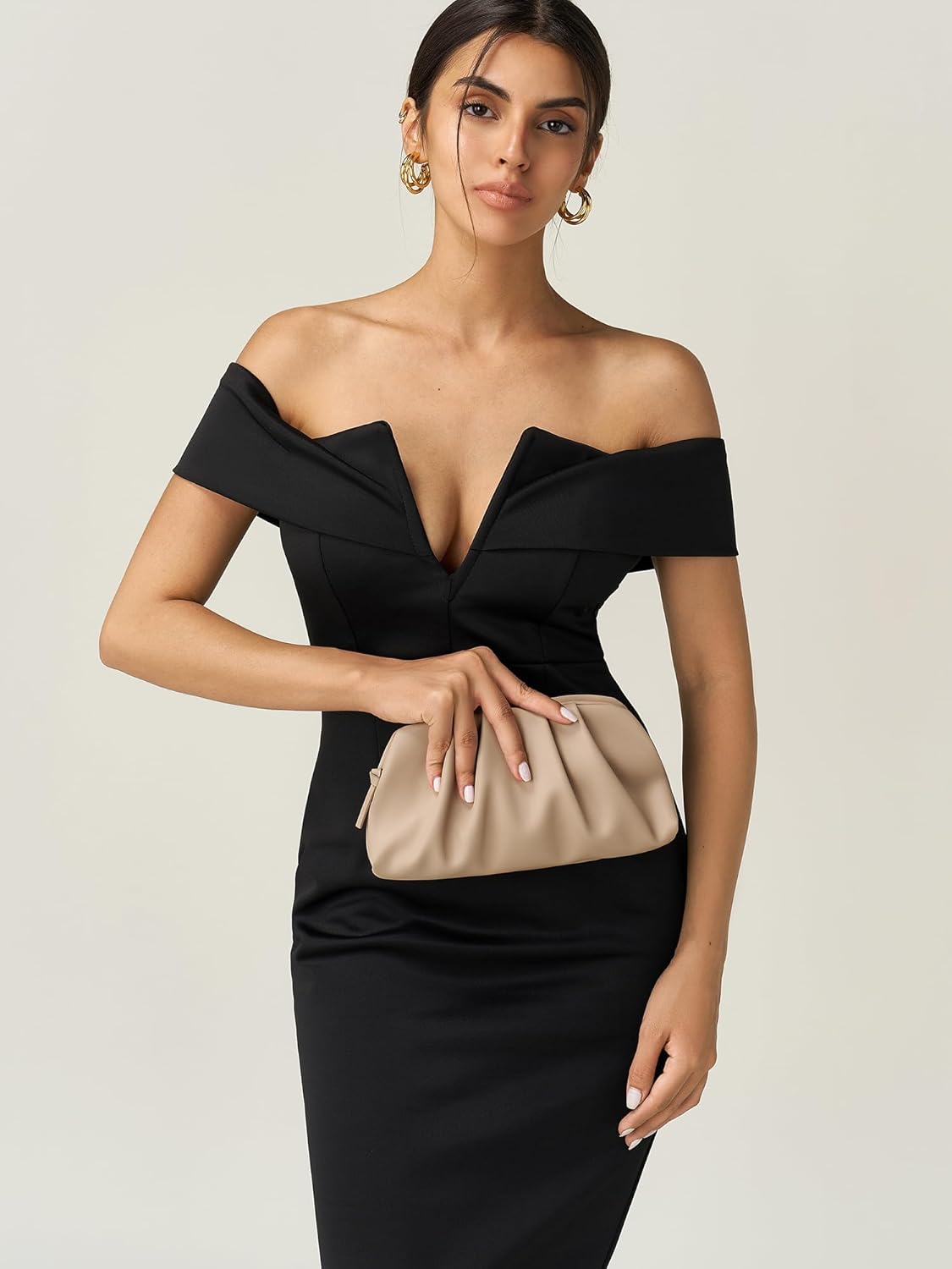 Dressy Vegan Leather Clutch Purse for Women Formal, Soft Pleated PU Evening Clutch for Weddings, Proms