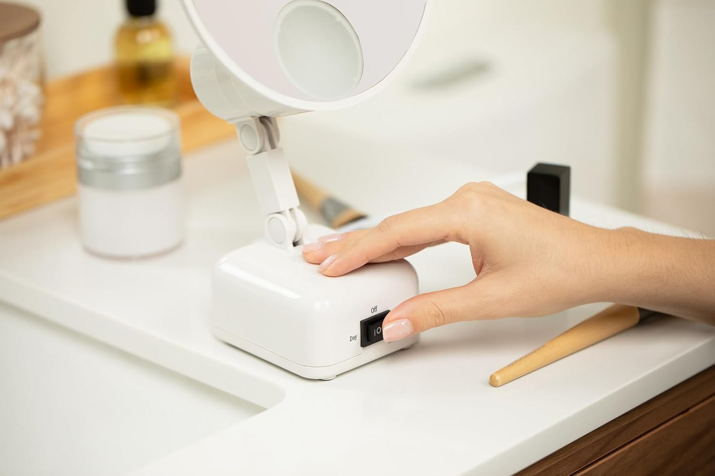 15X magnifying mirror with light, Lighted travel makeup mirror with light and magnification,electric plug in