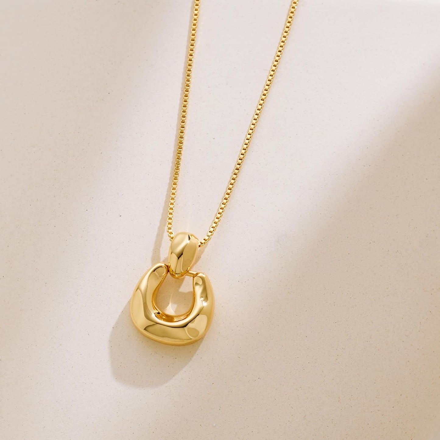 "Statement Gold & Silver Pendant Necklace for Women - Trendy Elegant Jewelry Gift"