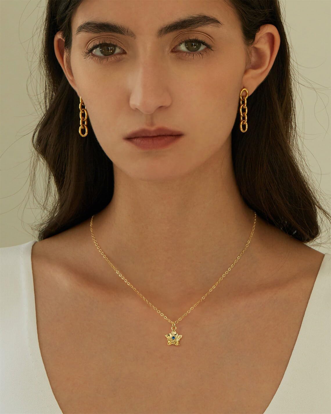 Dainty Birth Flower Necklace with Emerald Birthstone, 14K Gold Plated Cubic Zirconia Pendant, Birthday Gift for Women