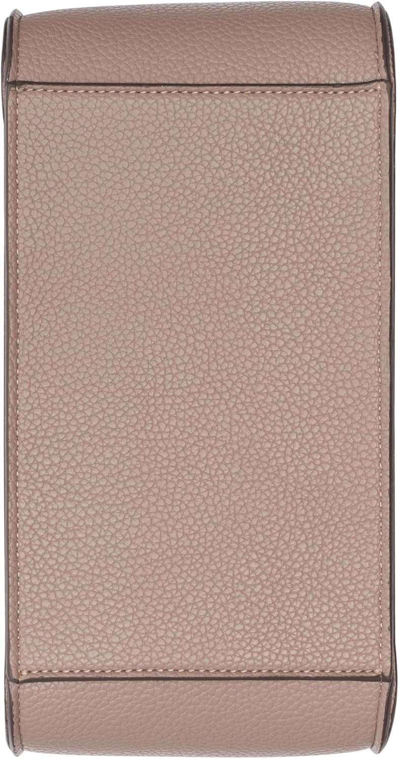 Women's high-end leather handbag, perfect for everyday outings and various occasions.
