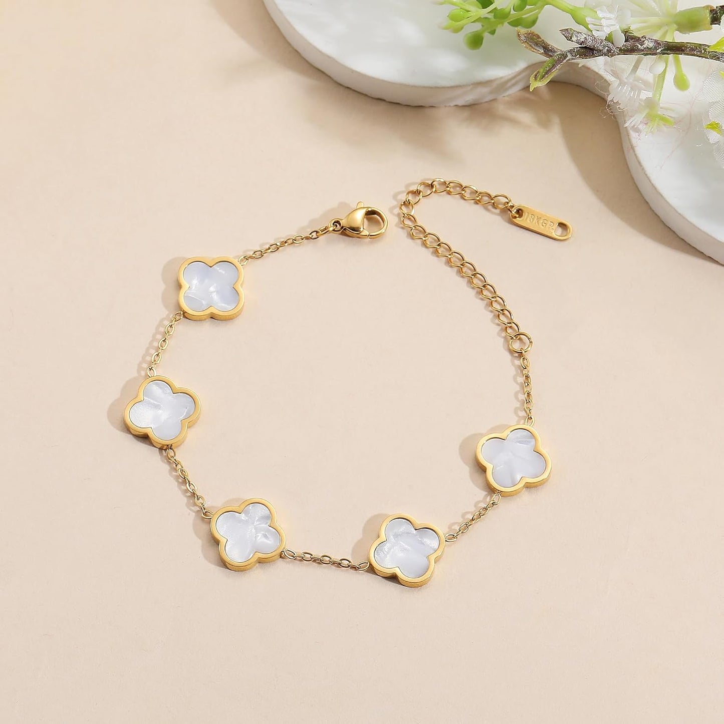 18K Gold Plated Clover Lucky Bracelet for Women White/Black/Red/Green Flower Four Leaf Link Bracelets