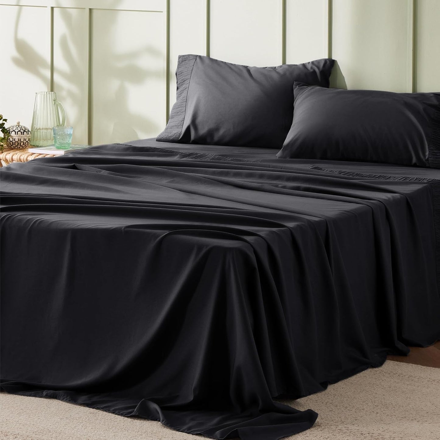 Queen Sheet Set - 4 count Soft Queen Size Sheets - Breathable & Cooling - Hotel Luxury