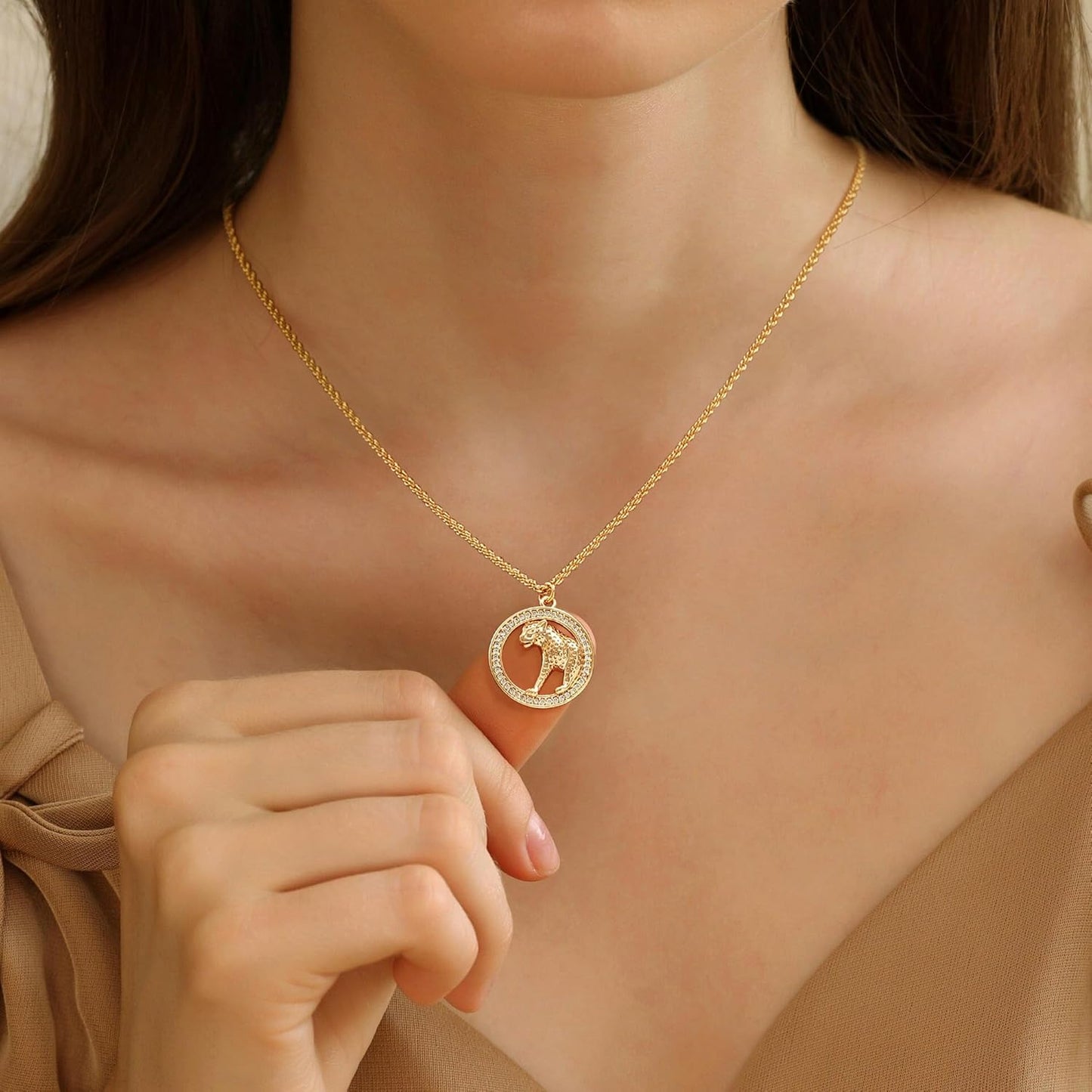 Gold Pendant Necklace for Women 14K Gold Plated Snake/Butterfly/Bee/Hummingbird Animal Necklace Dainty Necklace Simple Delicate Jewelry