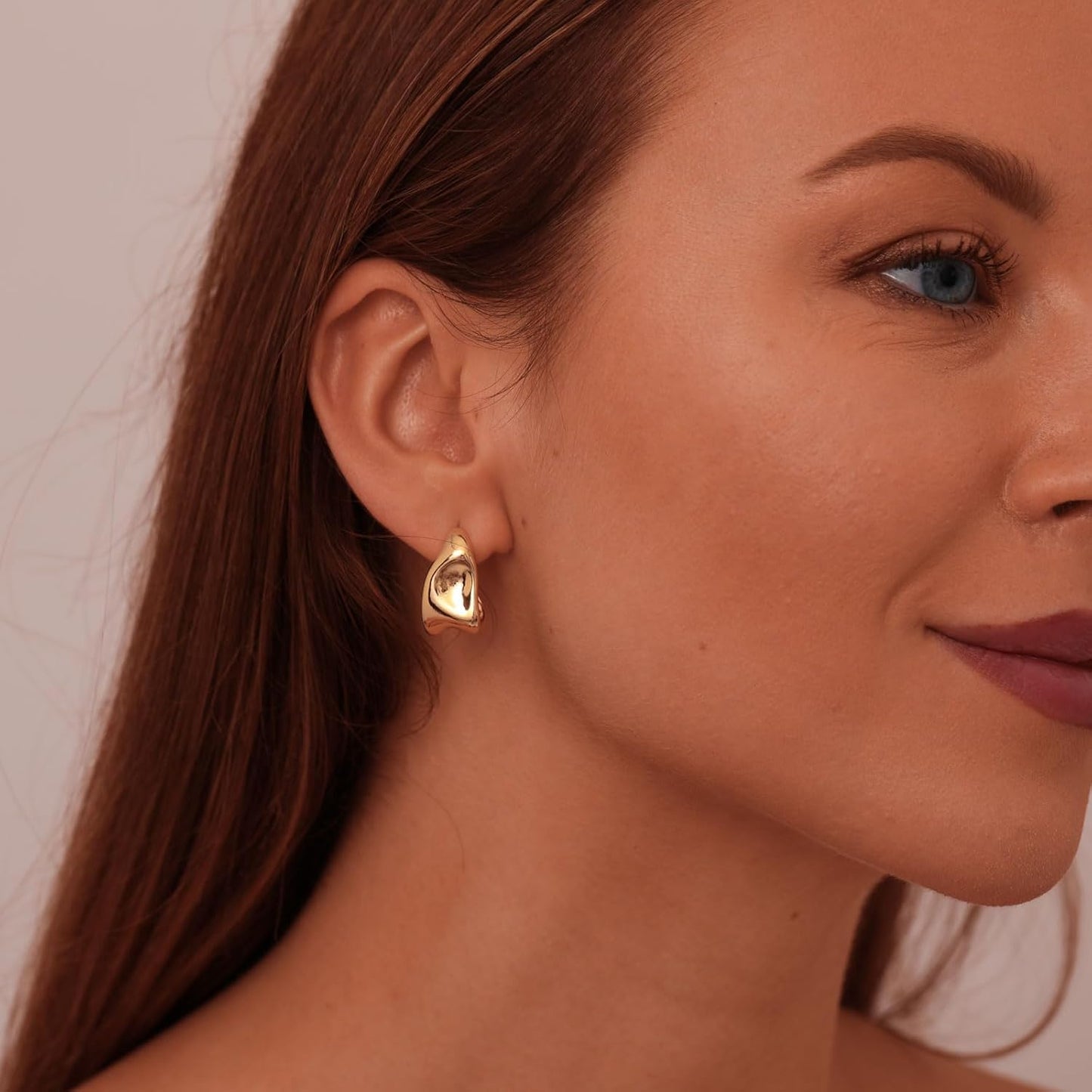 Gold Chunky Hoop Earrings Set for Women, 14K Gold Plated Twisted Huggie Hoop Earring Thick Open Lightweight Chunky Hoop