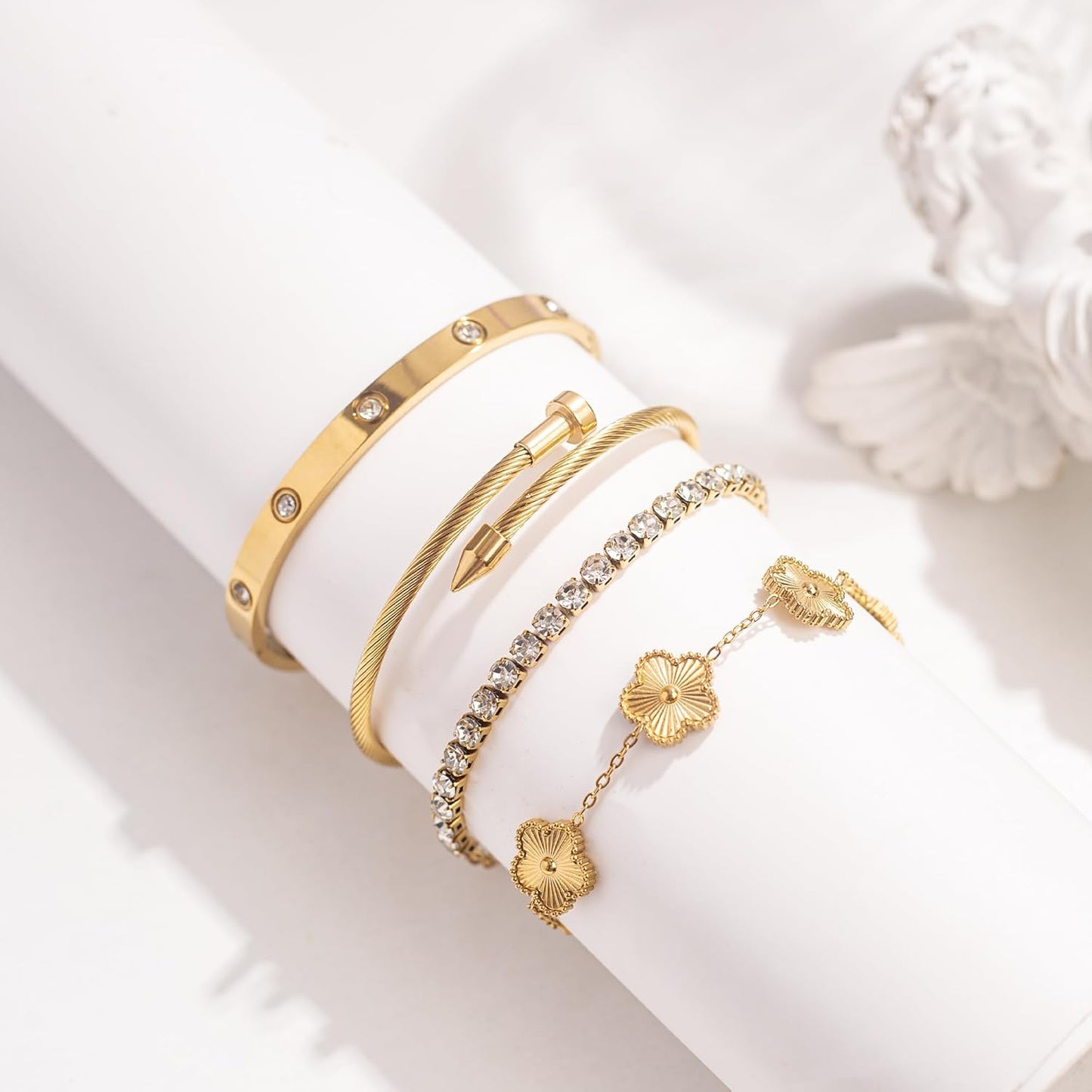 Lamdo 18K Gold Plated Womens Stackable Floral Gold Clover Bracelets Set Love Bangle Bracelets Non Tarnish