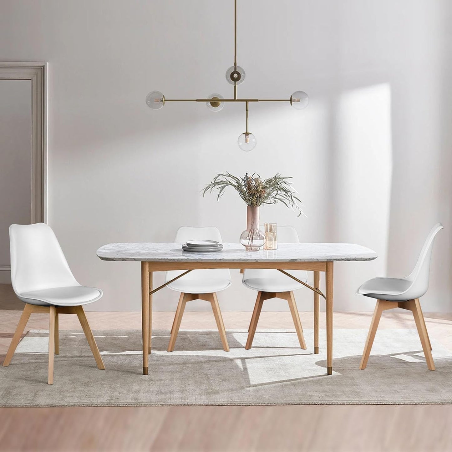 4 Mid-Century Modern Dining Chairs with Wood Legs and PU Leather Cushion - Suitable for Living Room, Bedroom