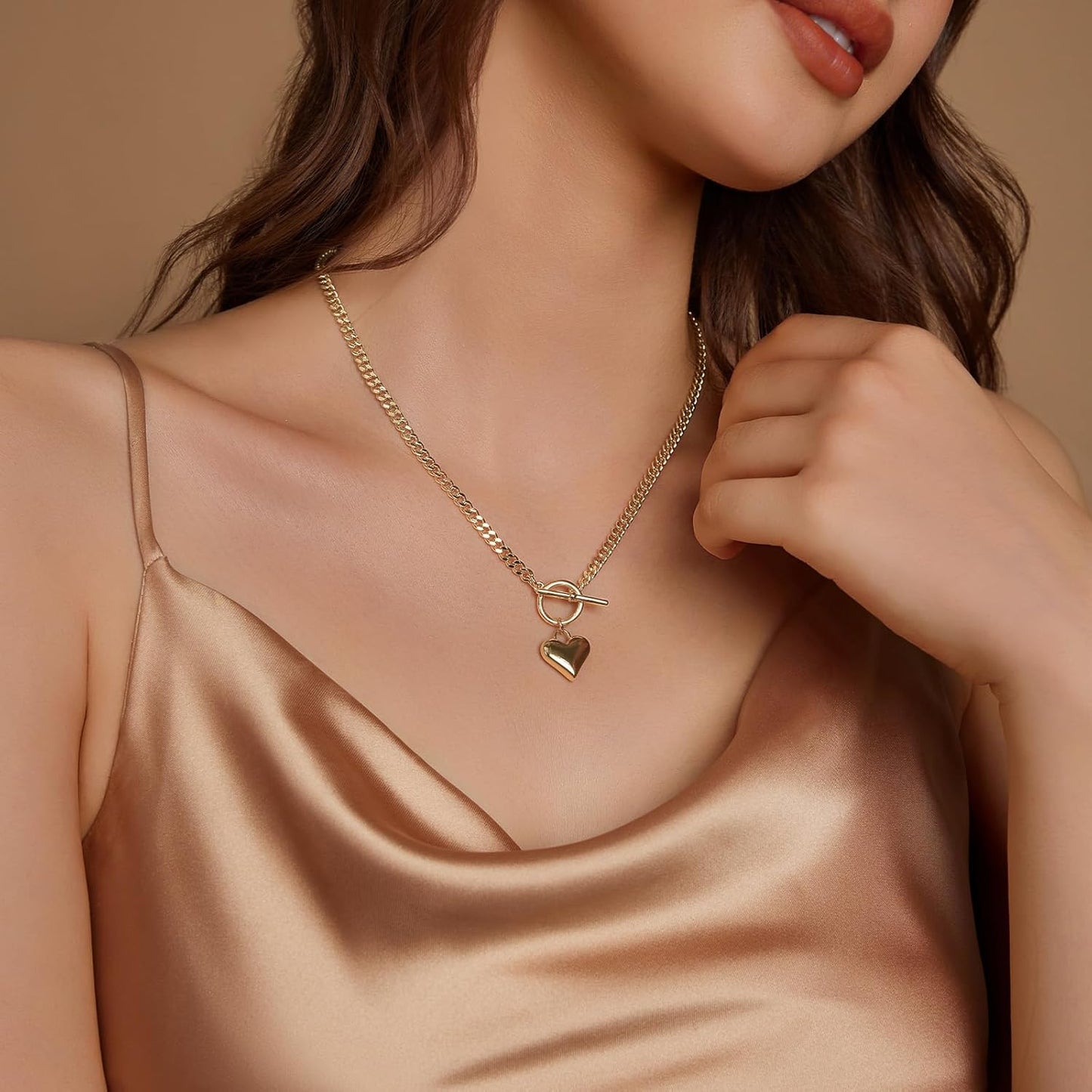 Trendy Heart Choker Necklace For Women/Girlfriend - Gold/Silver Plated Love Pendant, Hypoallergenic Valentine's Day Jewelry Gift