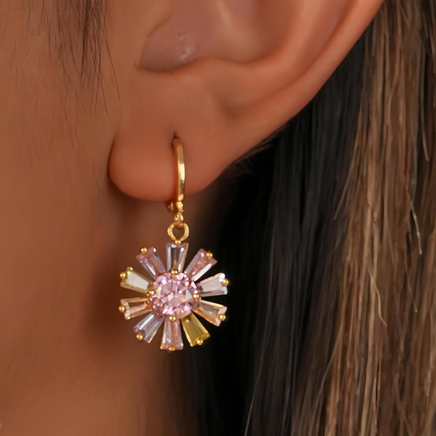 Vuskdtei18K Gold Plated Flower Dangle Earrings for Women, Hypoallergenic Cubic Zirconia Earrings, Elegant Chandelier Drop Earrings