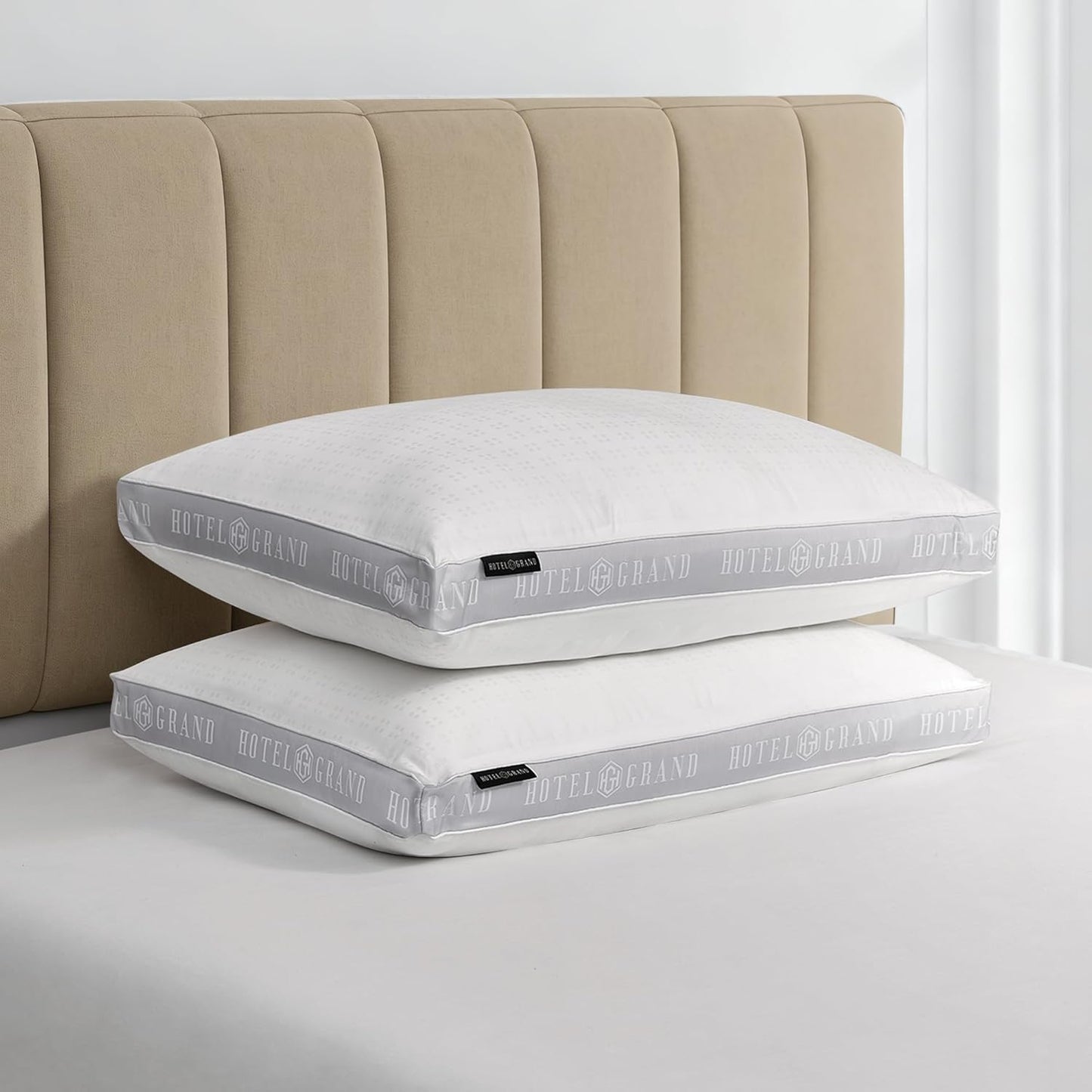Bed Pillows Queen Size Set of 2, 500 Thread Count Cotton Cover, Down Alternative Hotel Pillow for Side, Back, or Stomach Sleepers, Medium Firm Hypoallergenic 18”x26”