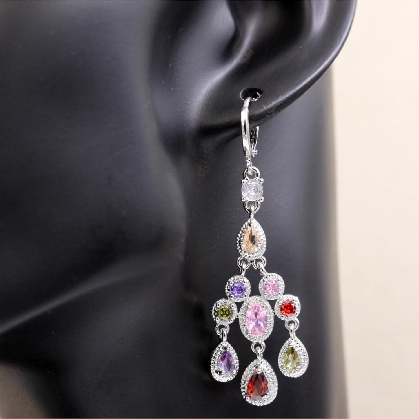 Vuskdtei18K Gold Plated Flower Dangle Earrings for Women, Hypoallergenic Cubic Zirconia Earrings, Elegant Chandelier Drop Earrings, Statement Jewelry Gifts Fashion