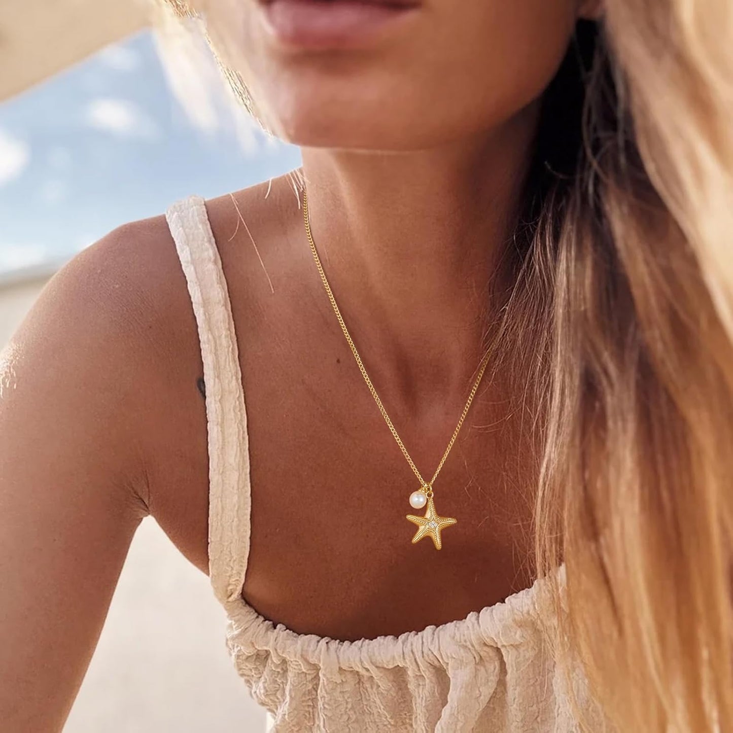 Dainty Gold Seashell Pendent Necklace Ocean Necklace for Women 18K Gold Plated Necklace Boho Handmade Summer Beach Necklace Jewelry
