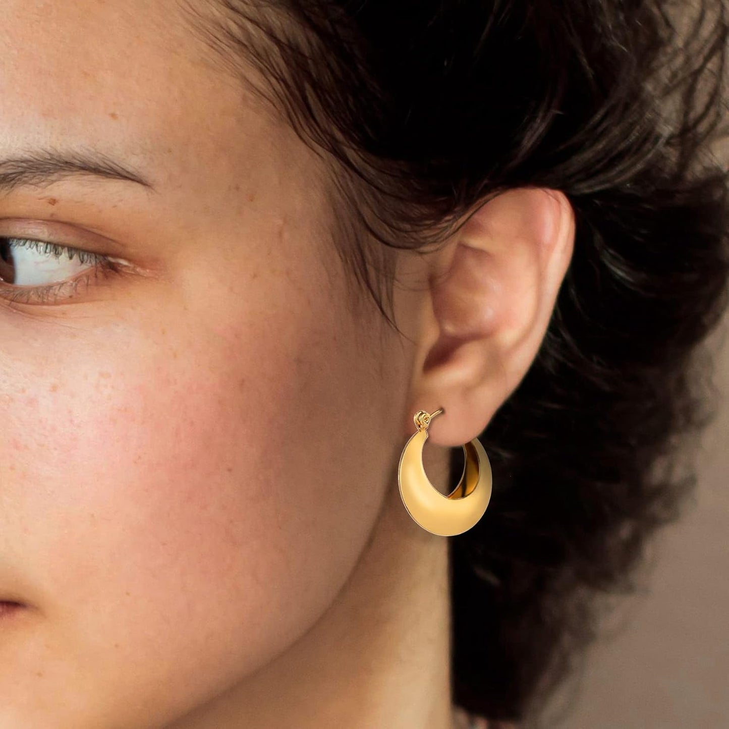 6 Pairs 14K Gold Hoop Earrings for Hoop Earrings Multipack Thick Open Twisted Huggie Hoops Earring Set Jewelry for Gifts.