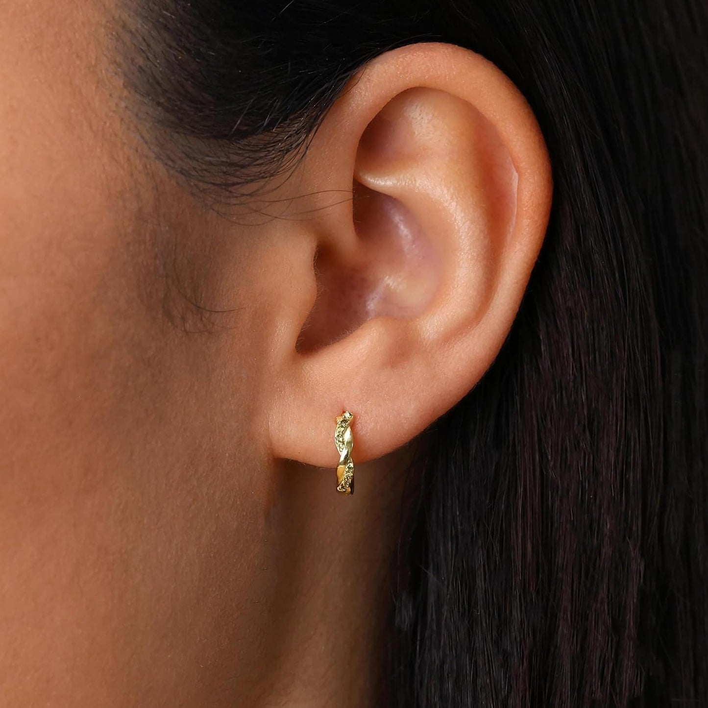 Inerney Gold Huggie Hoop Earrings Set for Women, Dainty Small Sterling Silver Earring Stacks Hypoallergenic Jewelry for Multiple Piercings