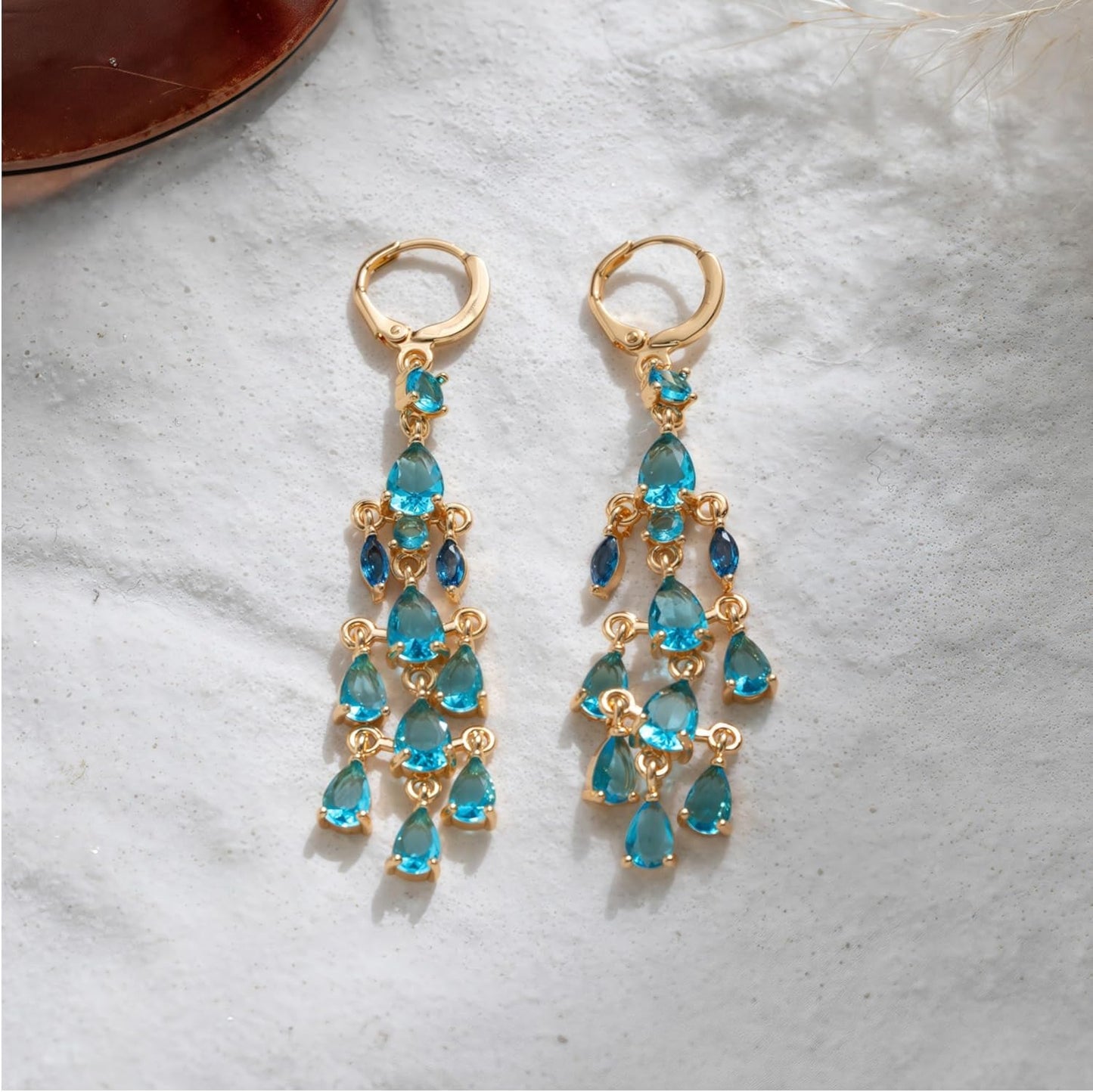 Vuskdtei18K Gold Plated Flower Dangle Earrings for Women, Hypoallergenic Cubic Zirconia Earrings, Elegant Chandelier Drop Earrings