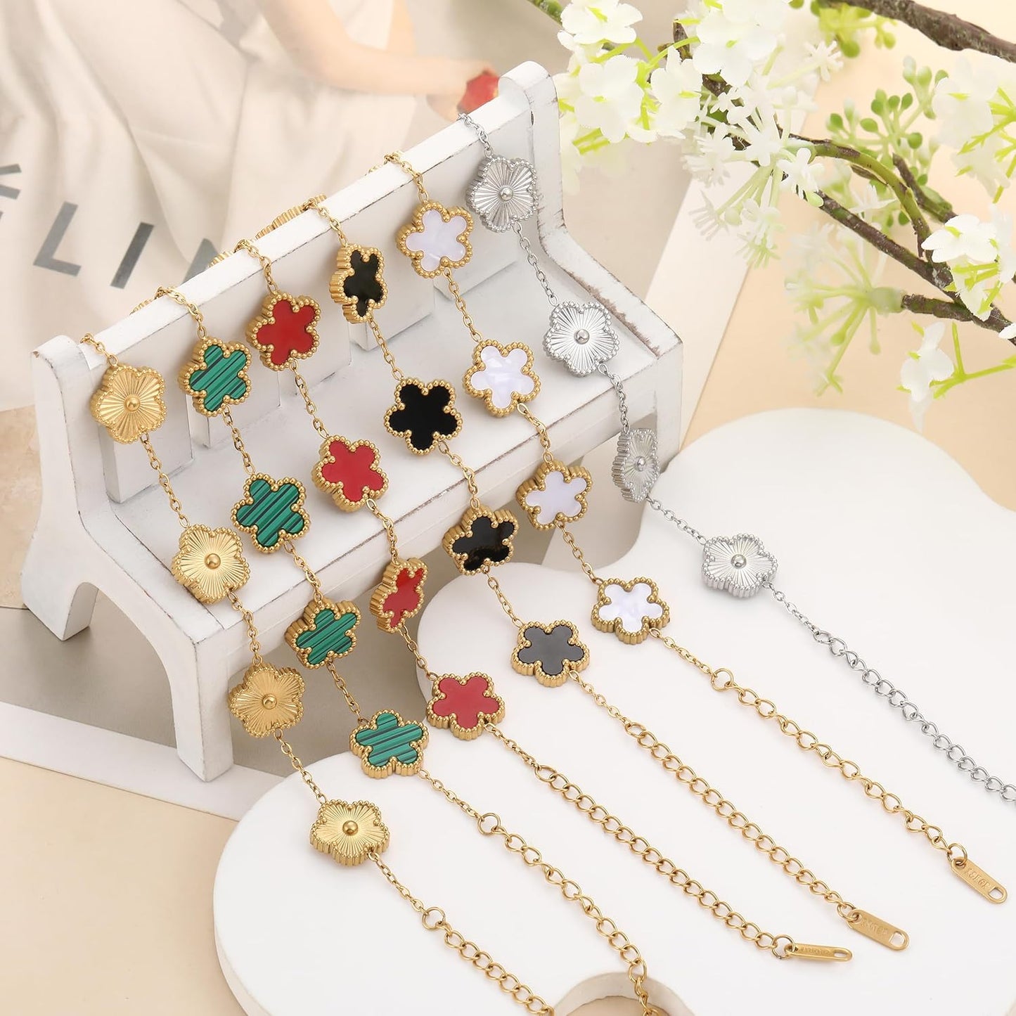Four Leaf Clover Bracelet for Women 18K Gold Plated Stainless Steel Lucky 4 Leaf Gold Link Bracelet Jewelry Gift for Women