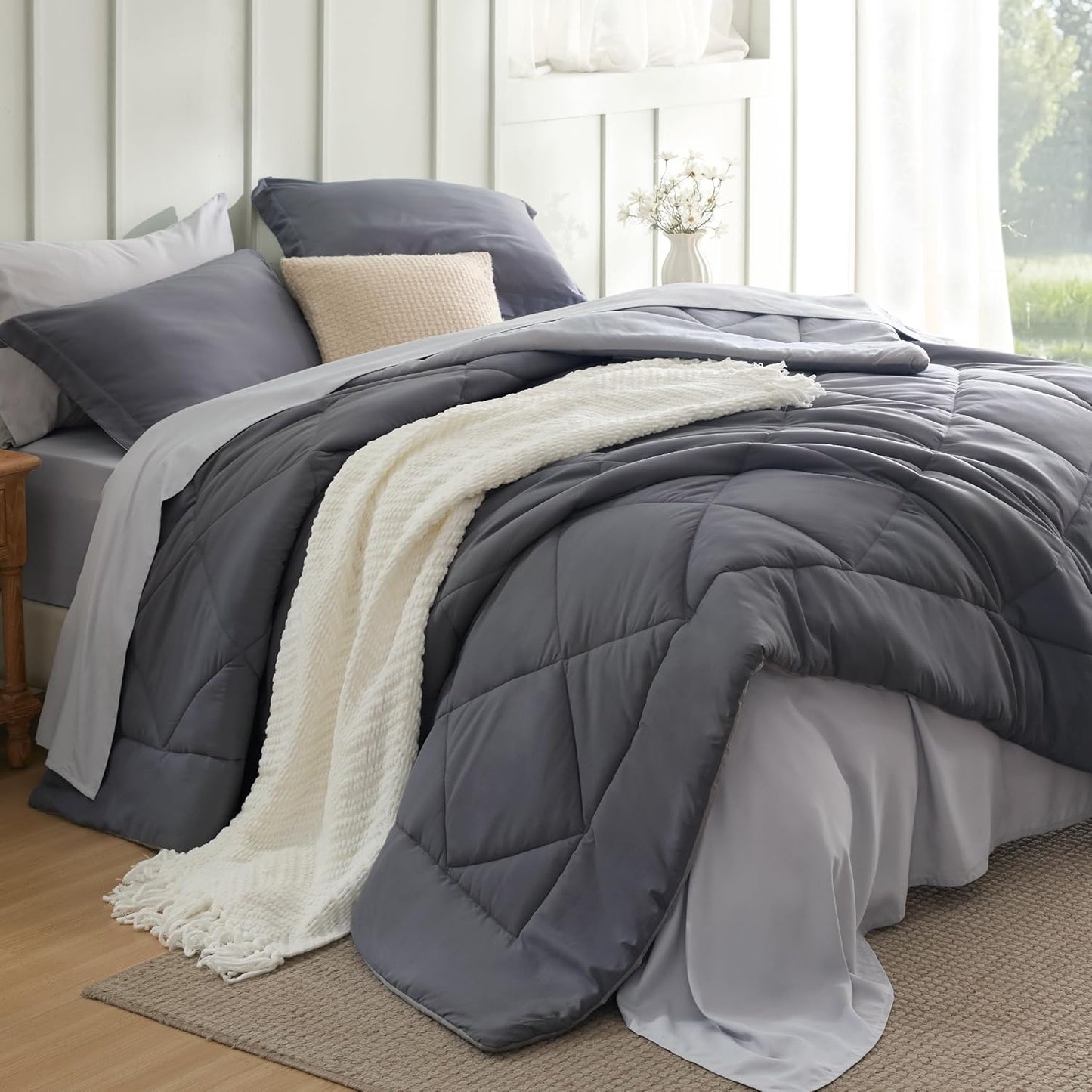 Queen Comforter Set - 7 count Reversible Grey Bedding, Queen Size Bed Set for All Seasonsz