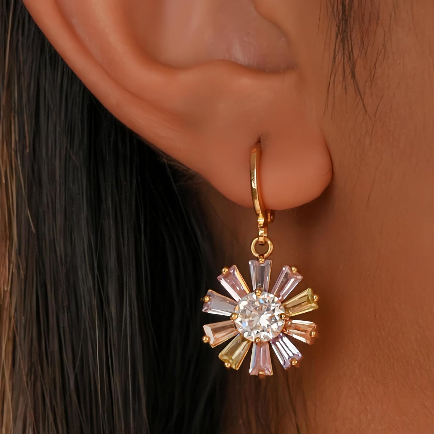 Vuskdtei18K Gold Plated Flower Dangle Earrings for Women, Hypoallergenic Cubic Zirconia Earrings, Elegant Chandelier Drop Earrings
