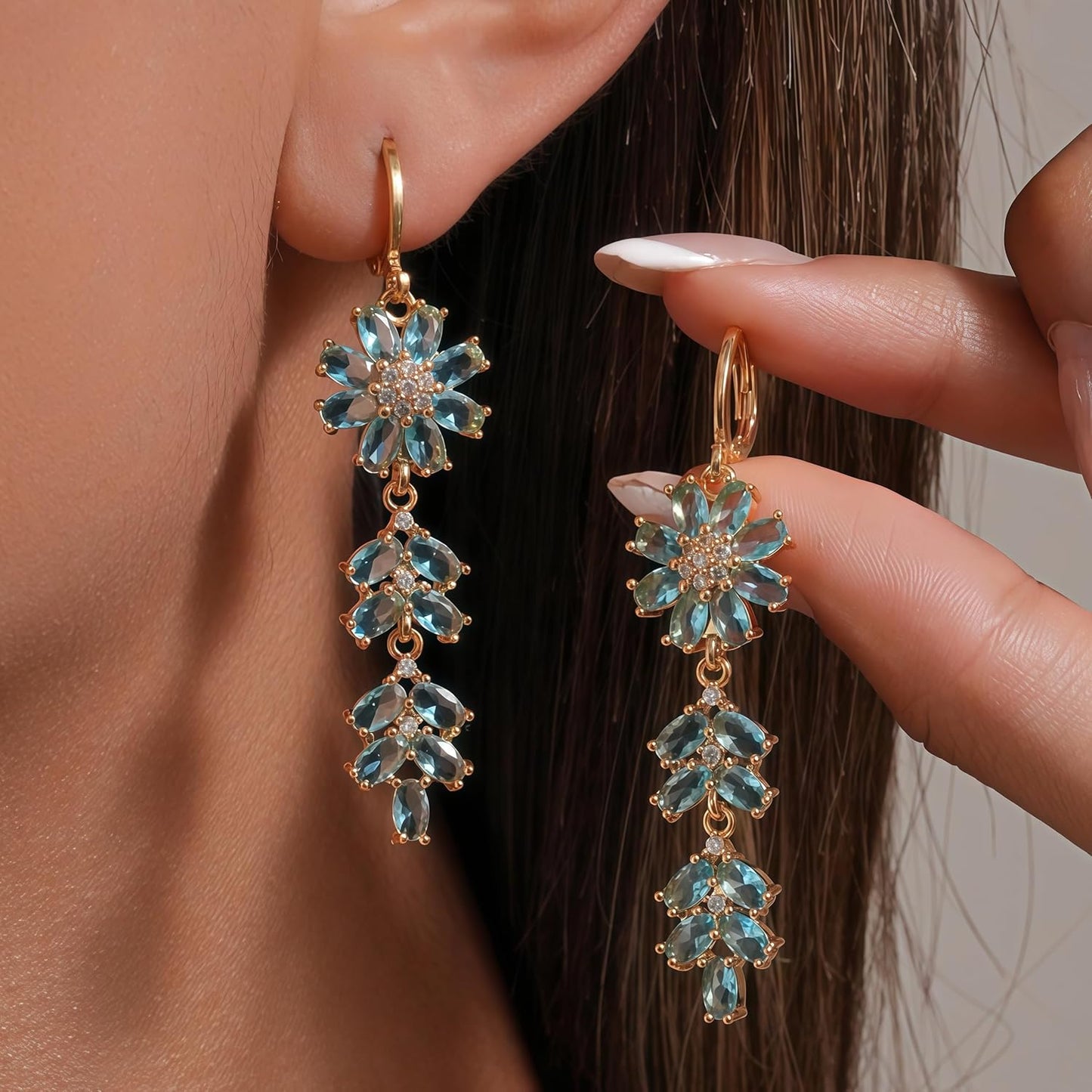 Vuskdtei18K Gold Plated Flower Dangle Earrings for Women, Hypoallergenic Cubic Zirconia Earrings, Elegant Chandelier Drop Earrings