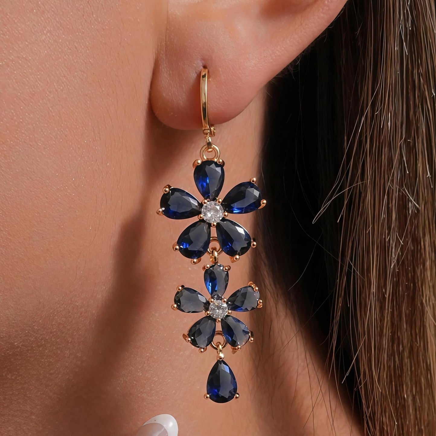 Vuskdtei18K Gold Plated Flower Dangle Earrings for Women, Hypoallergenic Cubic Zirconia Earrings, Elegant Chandelier Drop Earrings