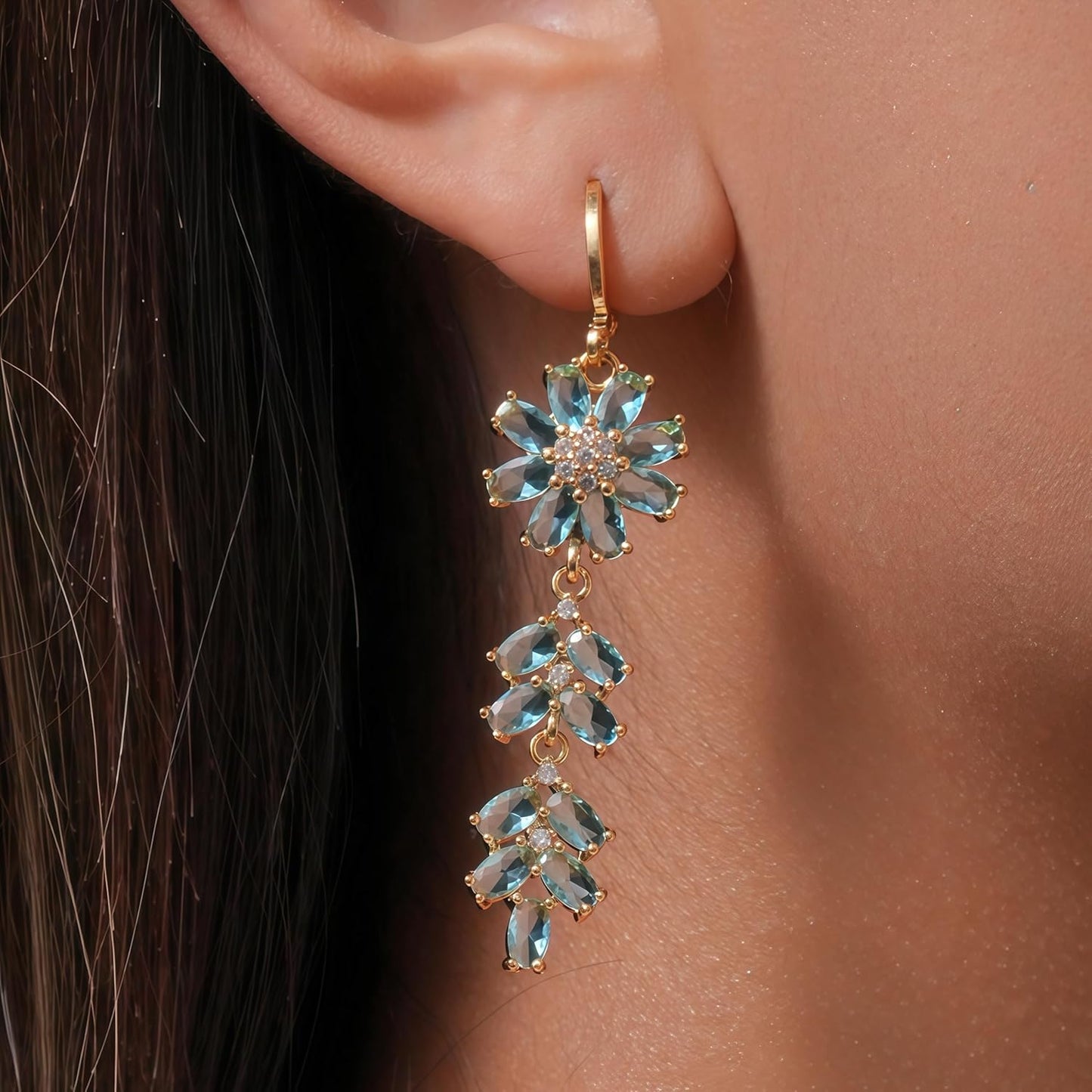 Vuskdtei18K Gold Plated Flower Dangle Earrings for Women, Hypoallergenic Cubic Zirconia Earrings, Elegant Chandelier Drop Earrings