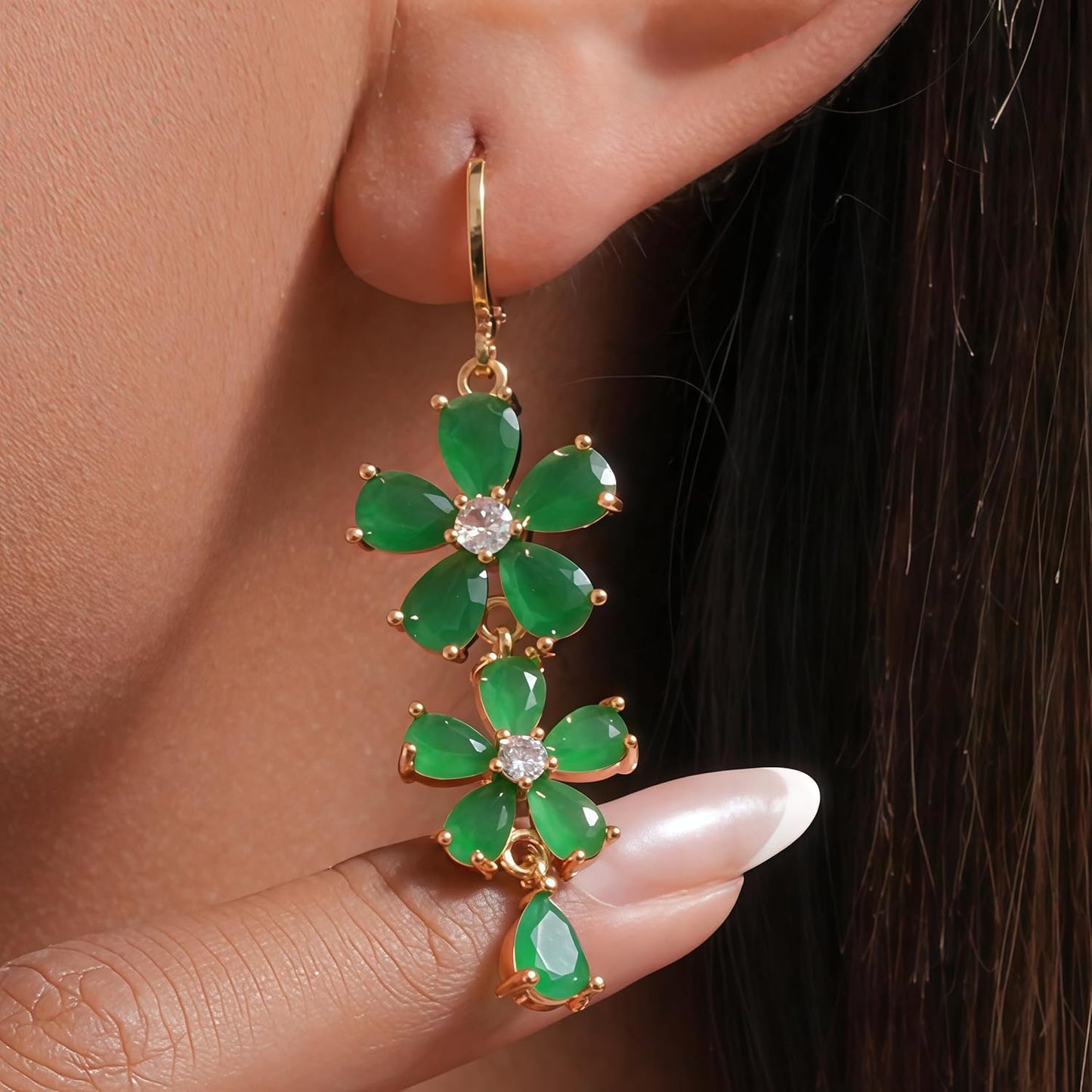 Vuskdtei18K Gold Plated Flower Dangle Earrings for Women, Hypoallergenic Cubic Zirconia Earrings, Elegant Chandelier Drop Earrings