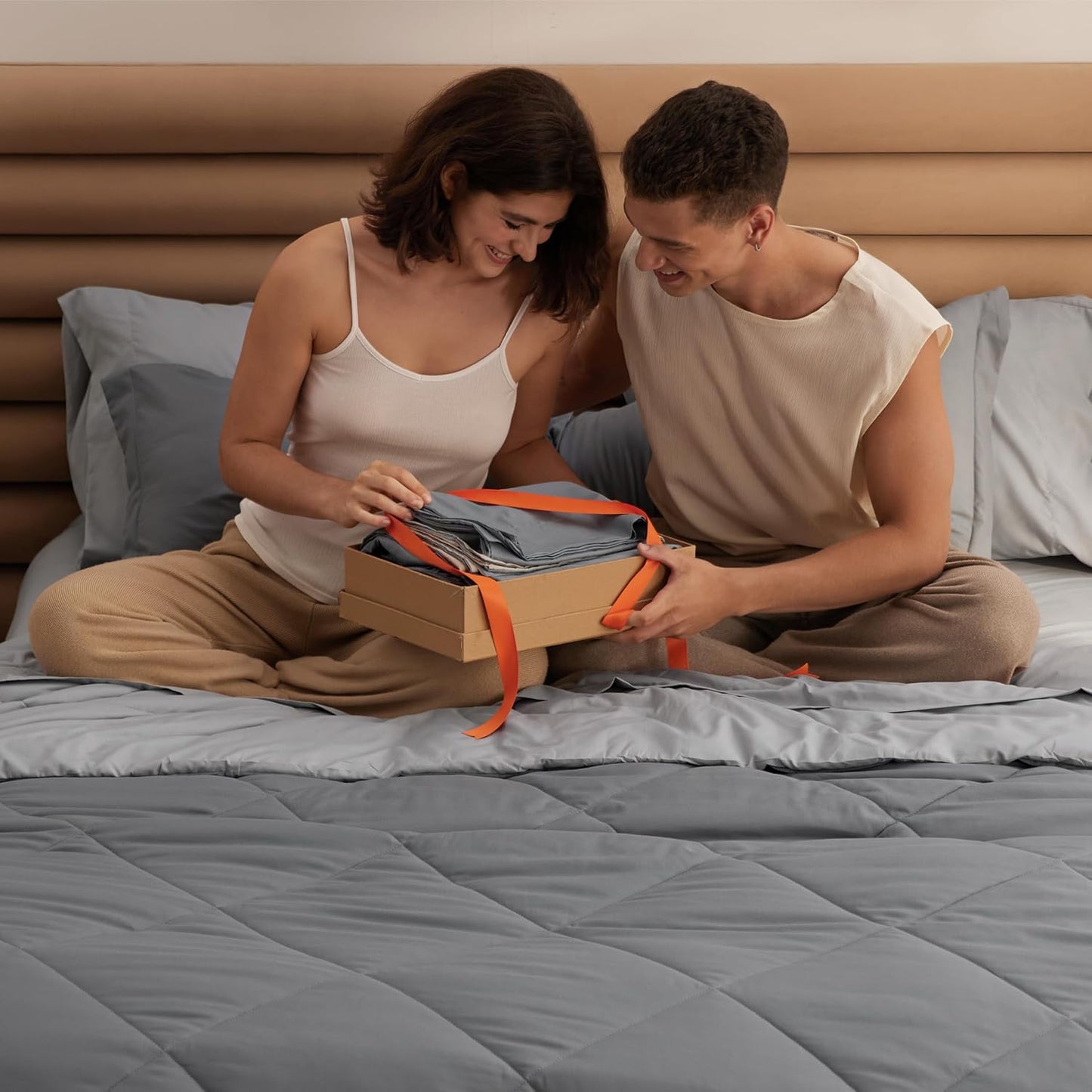 Queen Comforter Set - 7 count Reversible Grey Bedding, Queen Size Bed Set for All Seasonsz