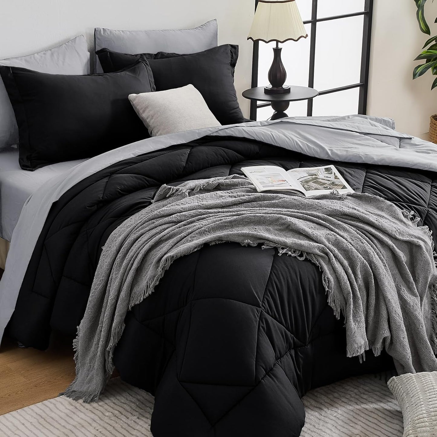 7 count Queen Comforter Set,  with  Comforter, Flat Sheet, Fitted Sheet, Pillowcases, Pillow Shams