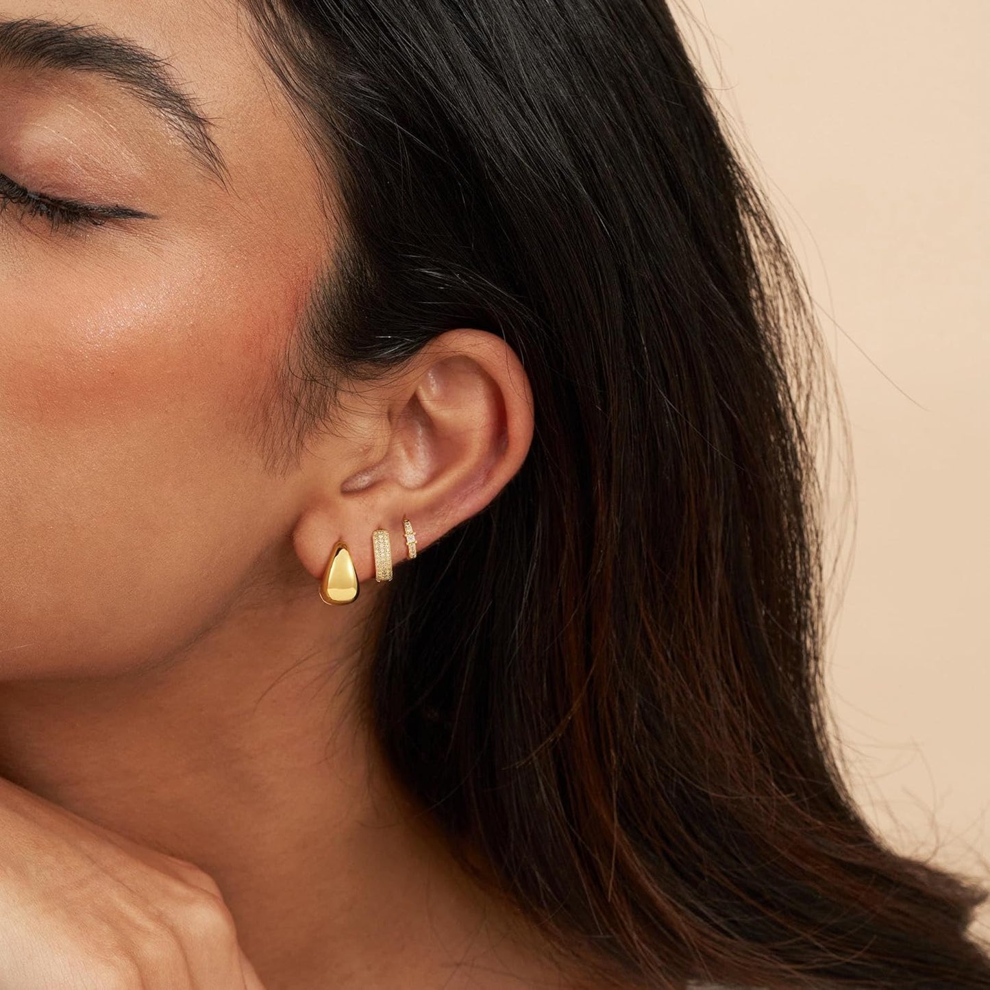 Gold Hoop Earrings Set for Women Trendy, 14K Gold Plated Lightweight Small Gold/Silver Hoop Earrings for Women Chunky Open