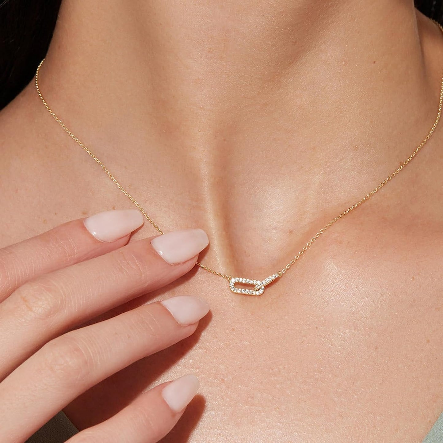 "Freekiss Gold Pendant Necklace for Women - Dainty 14K Gold Plated Paperclip Choker, Minimalist Open Oval Diamond Necklace, Cute Jewelry Gift"