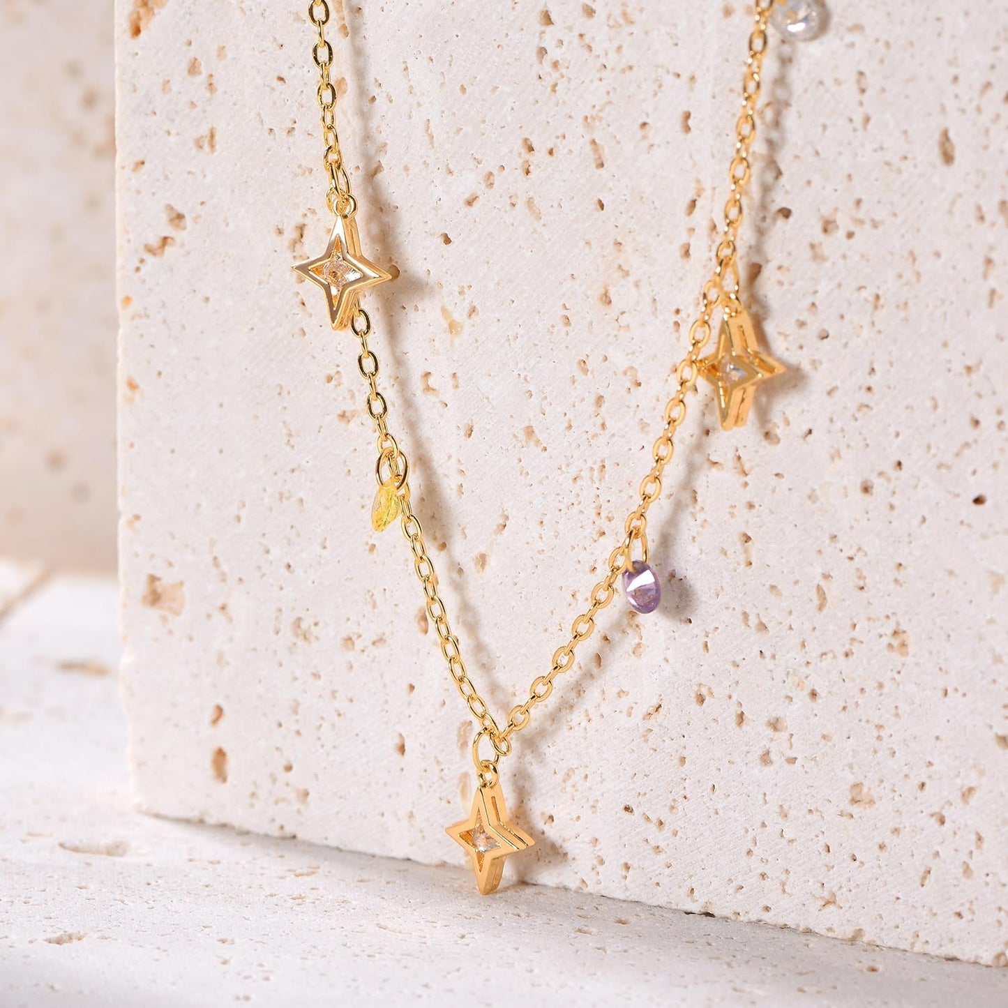 Daisy Flower Choker Necklace - Colorful Gold Plated Delicate Chain, Women's Dainty Fashion Jewelry Gift
