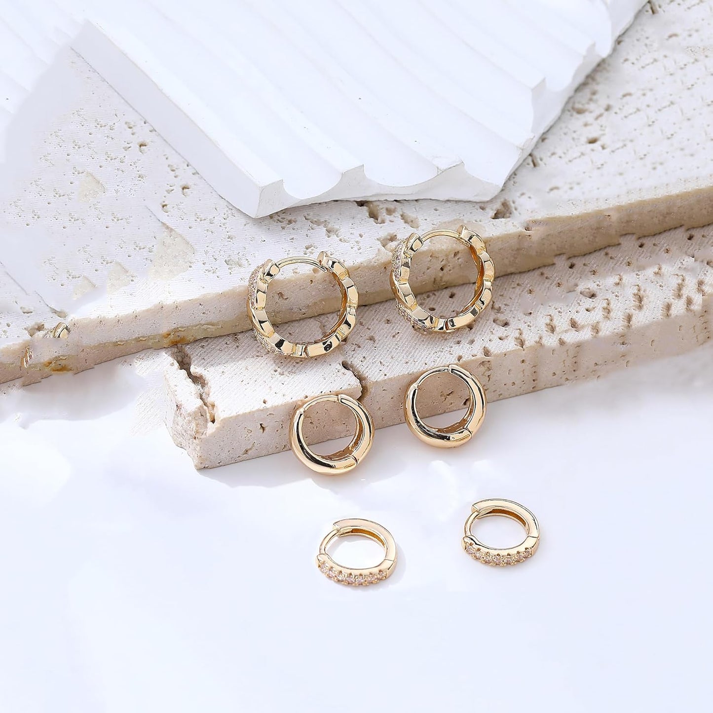 Gold Chunky Hoop Earrings Set for Women, 14K Gold Plated Twisted Huggie Hoop Earring, Thick Open Hoops Set Lightweight