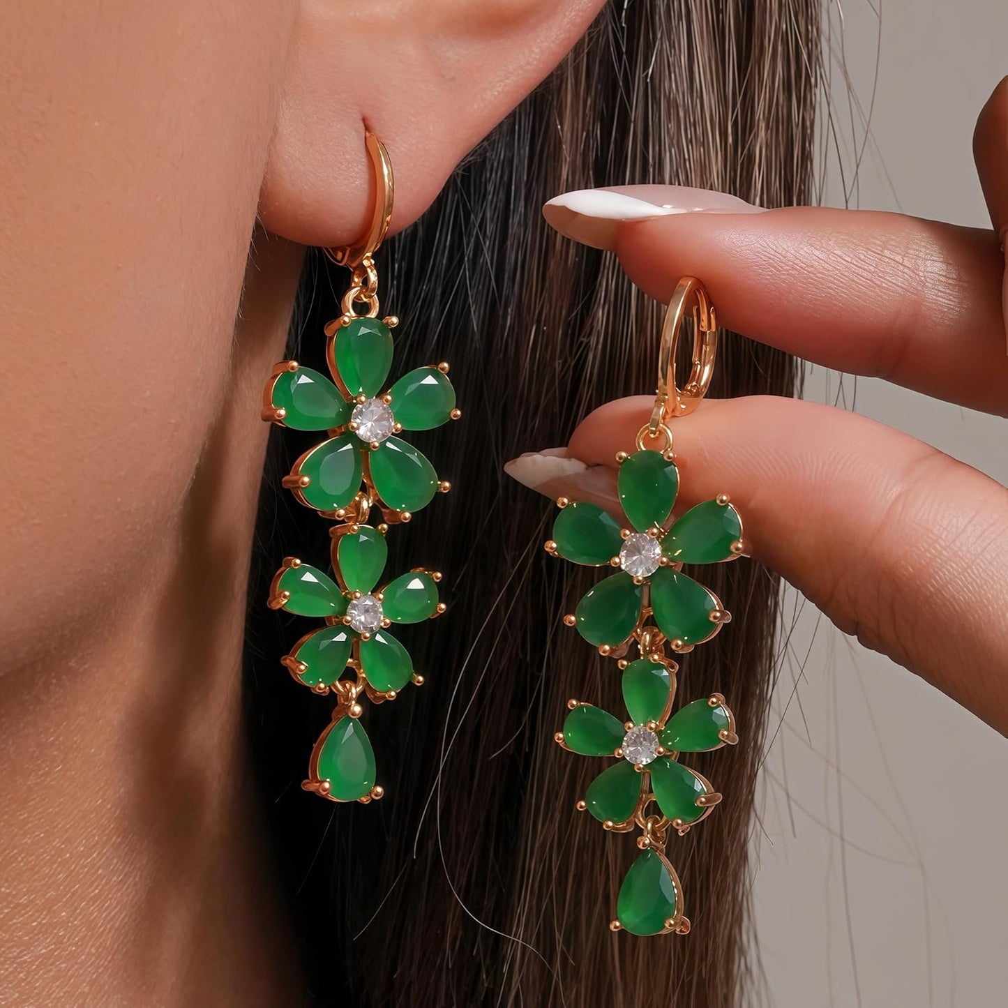 Vuskdtei18K Gold Plated Flower Dangle Earrings for Women, Hypoallergenic Cubic Zirconia Earrings, Elegant Chandelier Drop Earrings