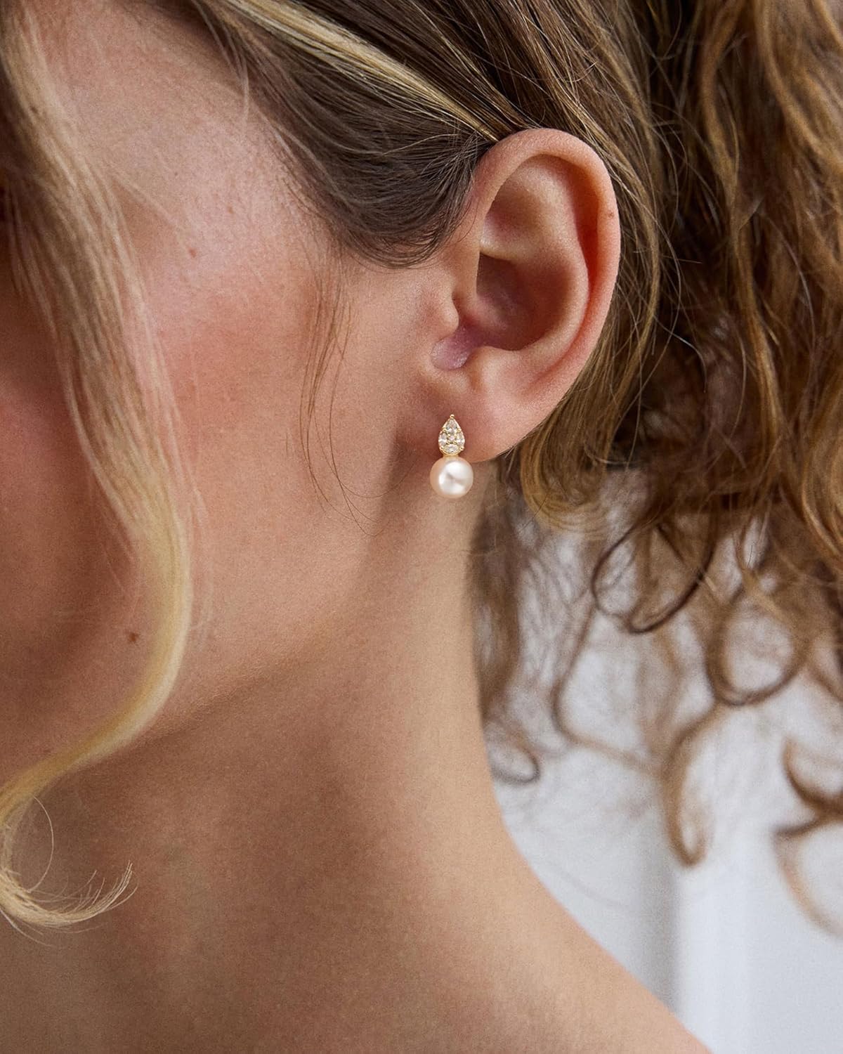 Pearl Earrings: 14k Gold-plated Cubic Zirconia Accented Pearl Drop Dangle Wedding Engagement Earrings For Women Bridal Bridesmaid
