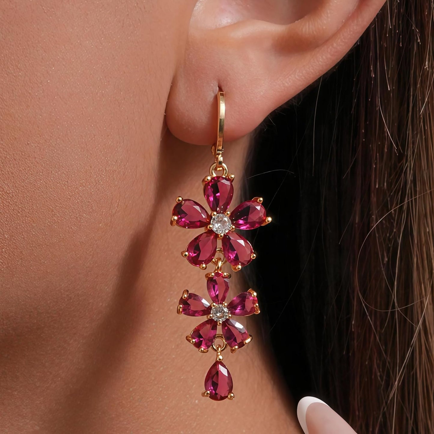 Vuskdtei18K Gold Plated Flower Dangle Earrings for Women, Hypoallergenic Cubic Zirconia Earrings, Elegant Chandelier Drop Earrings