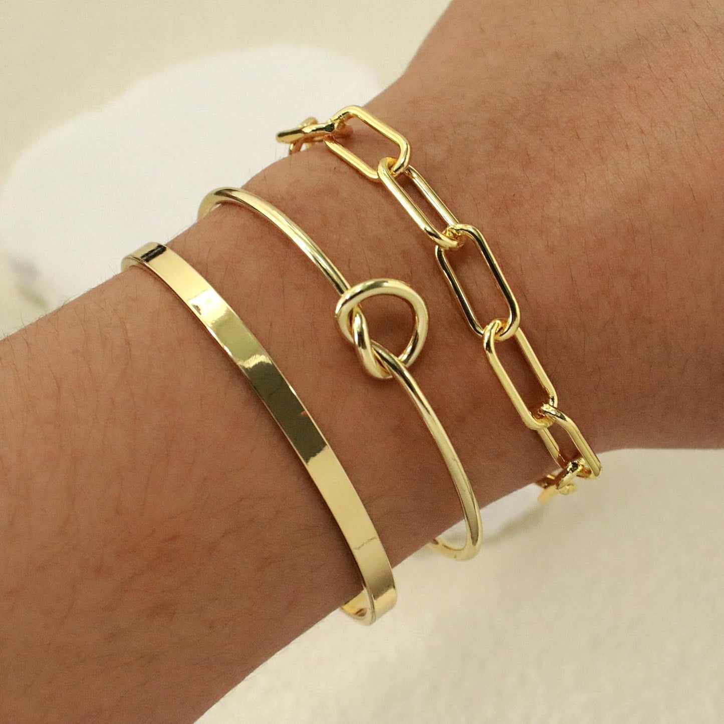 Reoxvo 14K Gold Plated Bangle Cuff Bracelets for Women Non Tarnish Gold Bracelet Stack Jewelry Set for Women Trendy