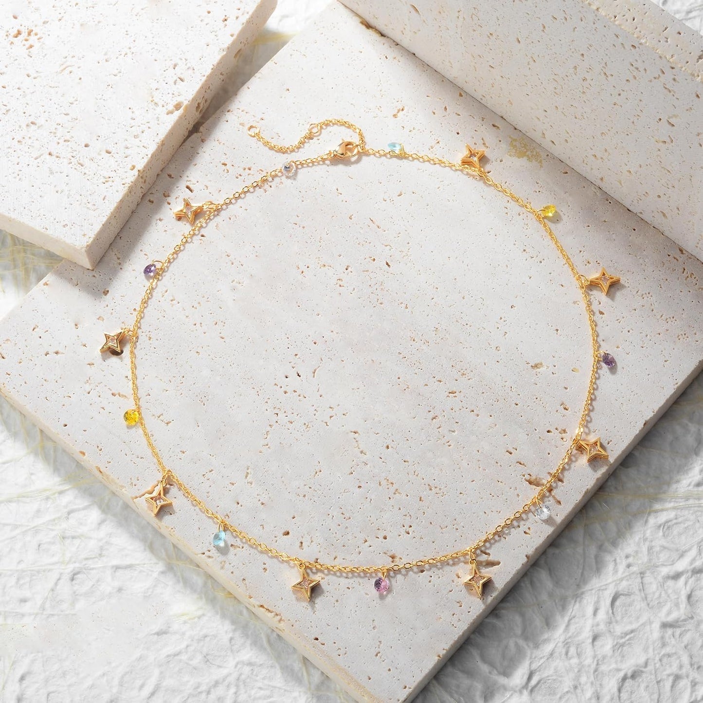 Daisy Flower Choker Necklace - Colorful Gold Plated Delicate Chain, Women's Dainty Fashion Jewelry Gift
